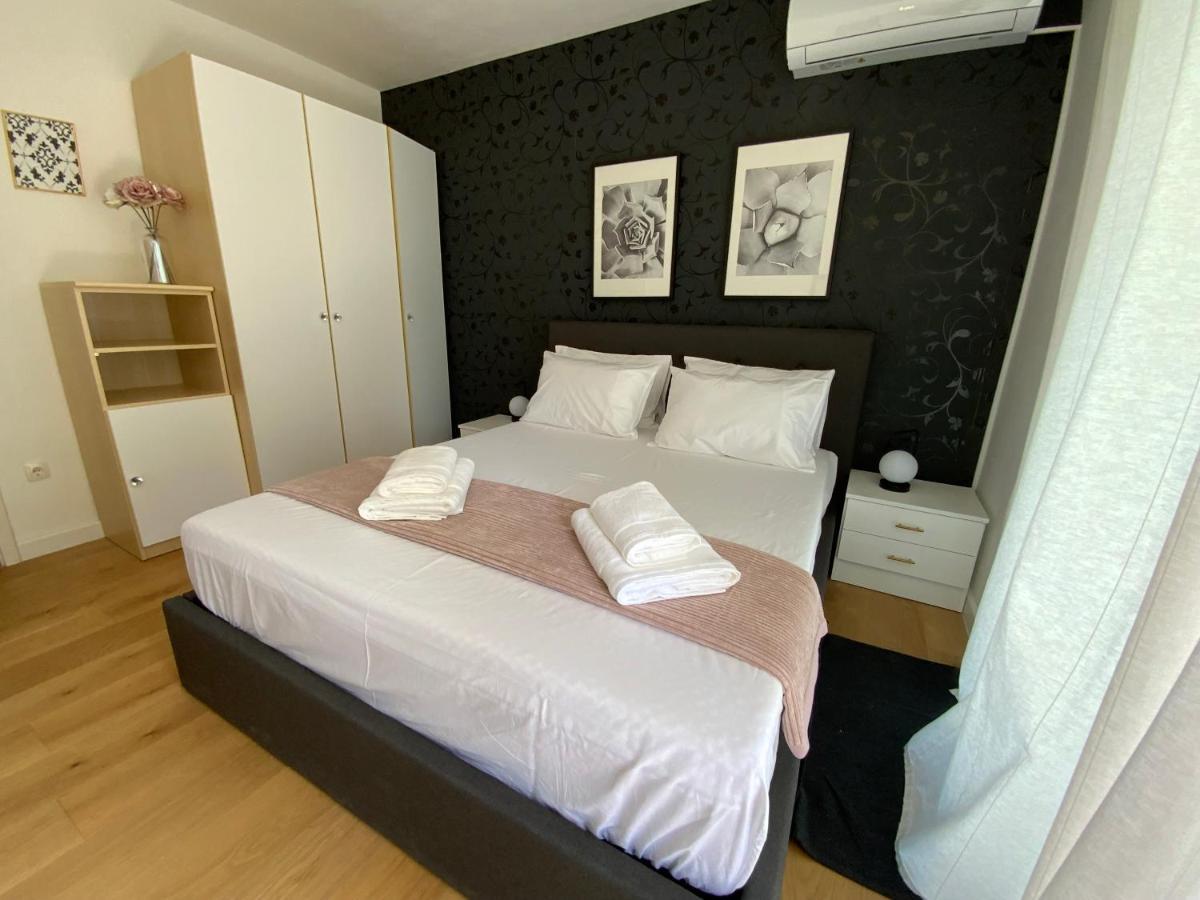 Park View Apartments Kastela Luaran gambar