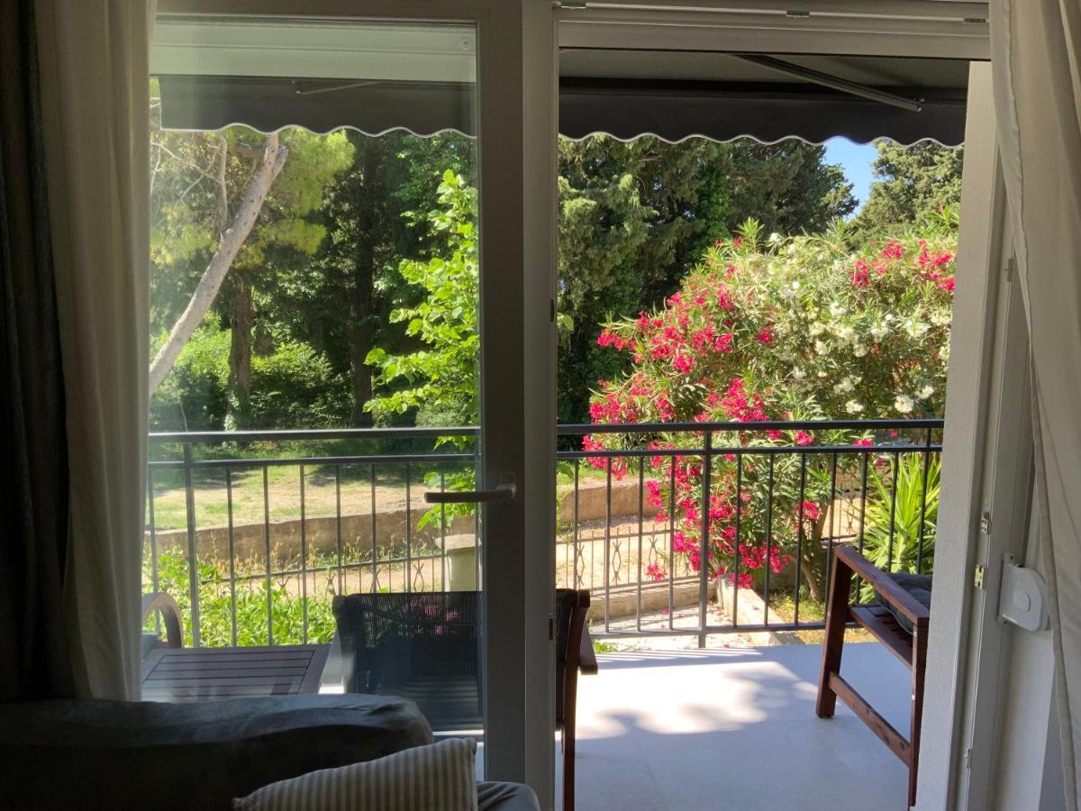 Park View Apartments Kastela Luaran gambar